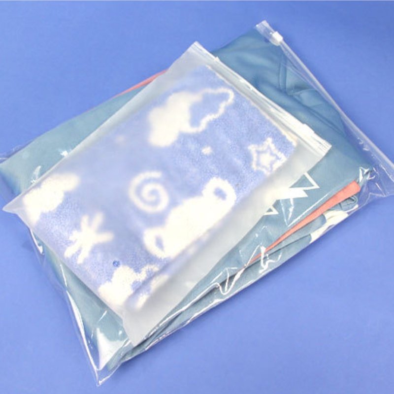 厂家直销磨砂拉链包PE透明自封加厚袜子内衣服装压花