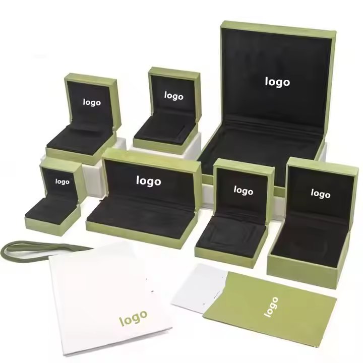 YANENG Brand Designer Rectangular Leather Jewelry Box Embossed Printing Fashion Bracelet Ring Necklace Gift Box Lucky Flower